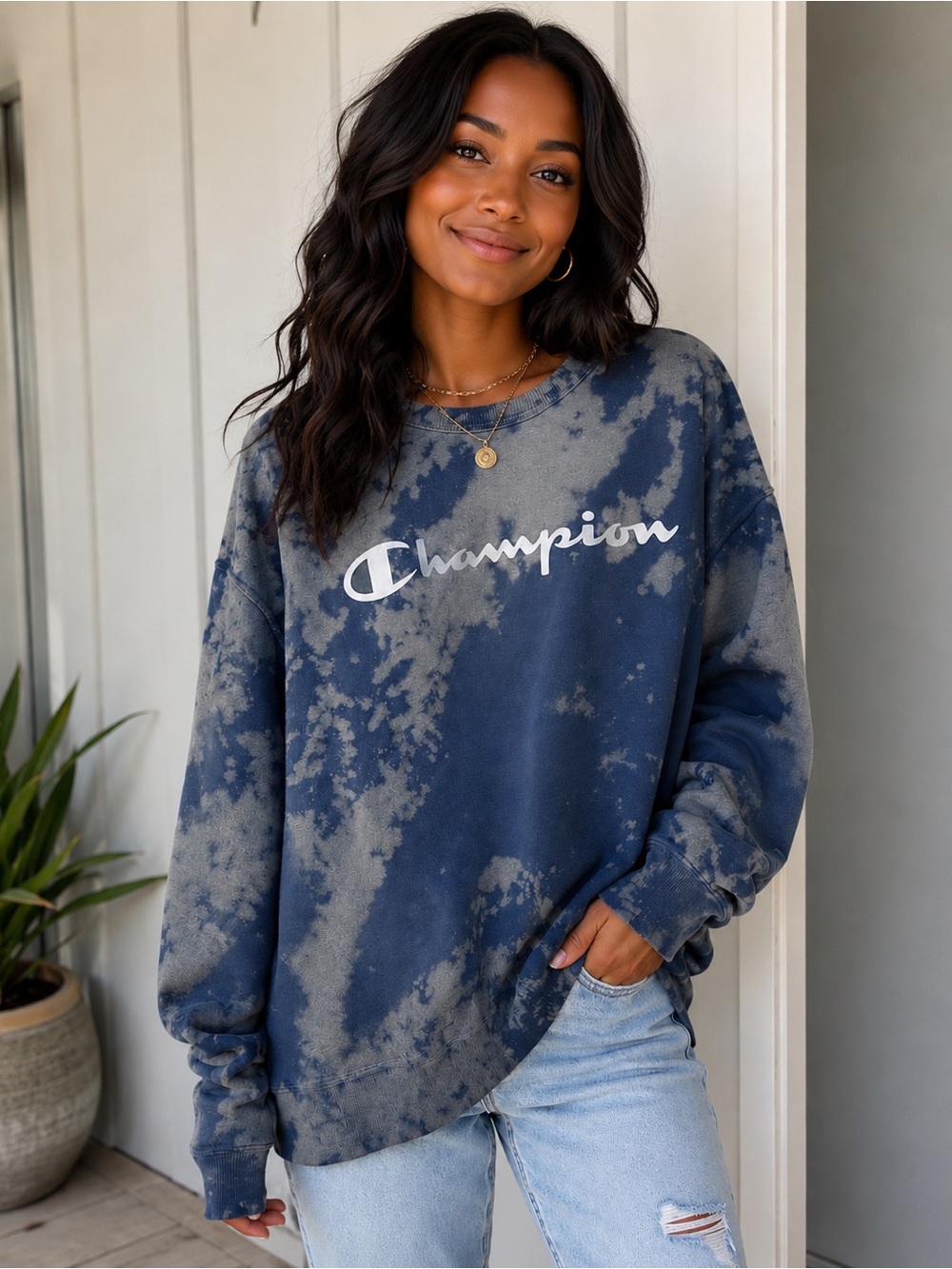 Champion Women's Blue Tie-Dye Crewneck Sweatshirt with White Logo